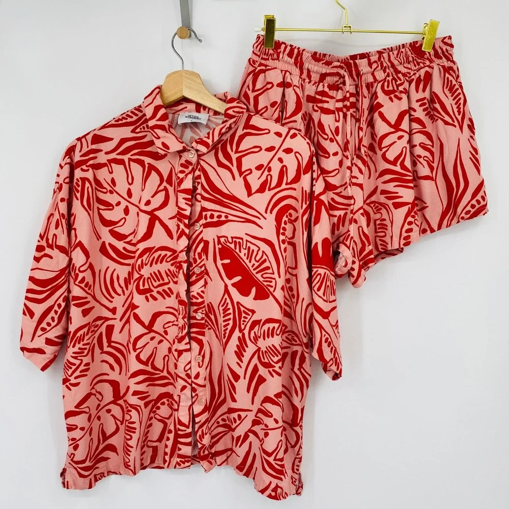 Seven Wonders Short Set Women Large Pink Red Tropical Leaf Button Down Shorts